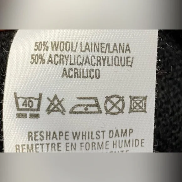 Vintage St Michael Red Patterned Size 10 Jumper Sweater Pullover Wool - Picture 6 of 6